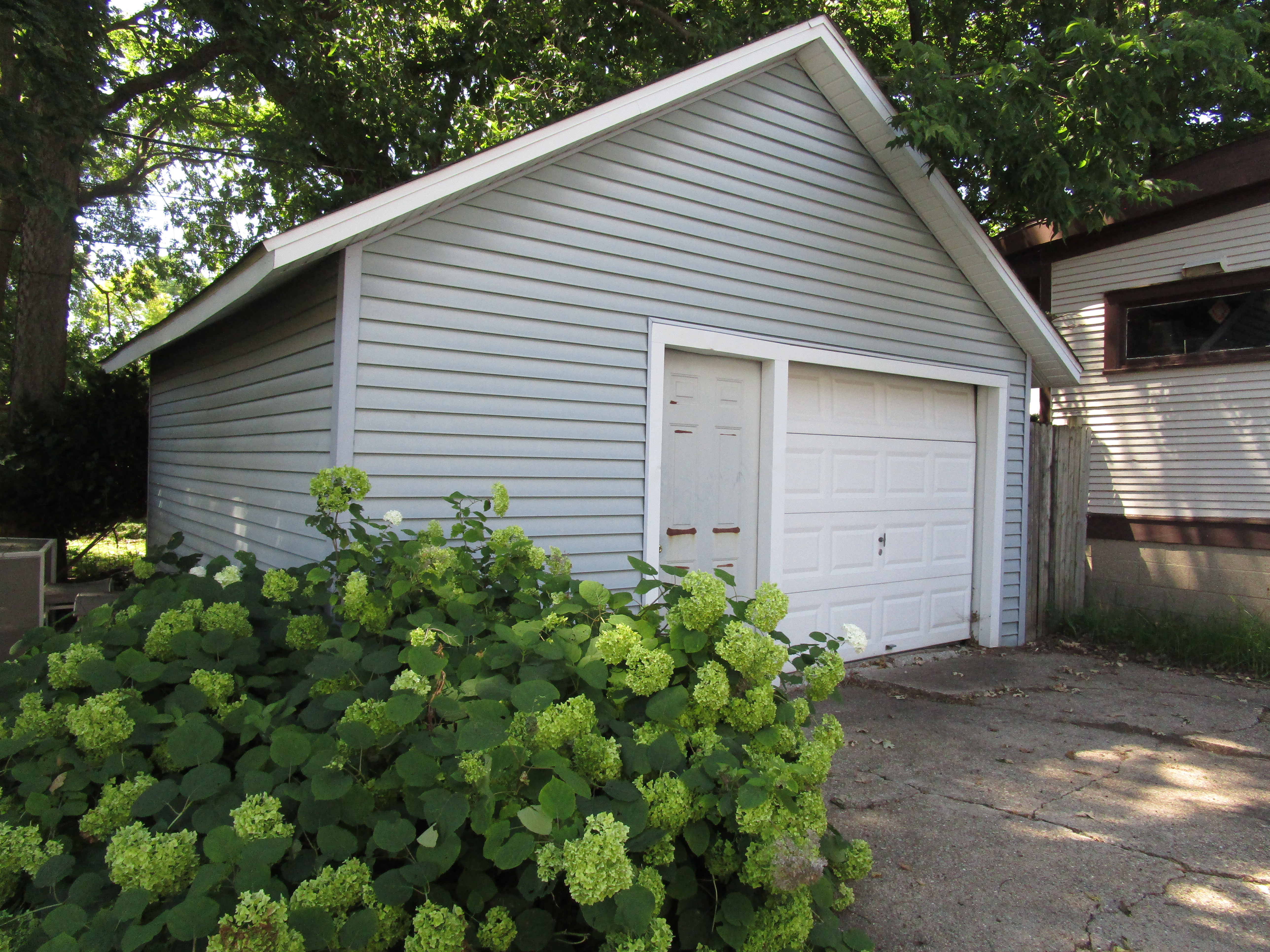 garage